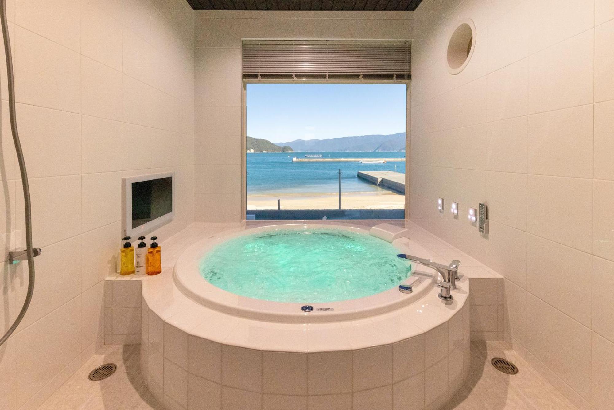 Tsuruga Sazanami Resort Chobei Bagian luar foto
